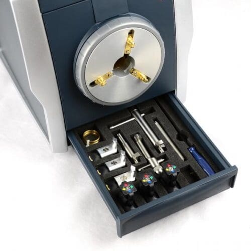 Gavirna naprava M10 Jewel ima prostor za shranjevanje orodja