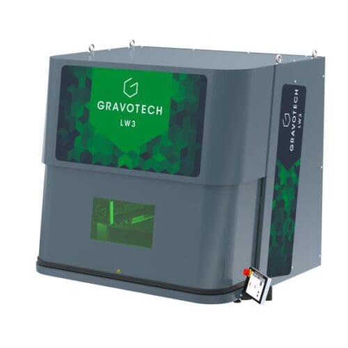 Gravirni stroj LW3 z zaprtim pokrovom varnostnega ohišja