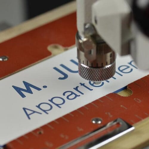 IM3 graviranje identifikacijske ploščice