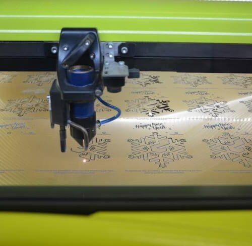 Rezanje oblik z gravirnim strojem LS1000XP