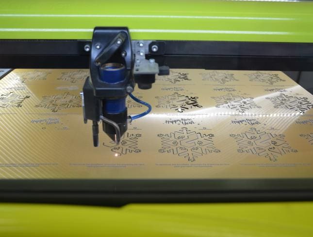 Rezanje oblik z gravirnim strojem LS1000XP