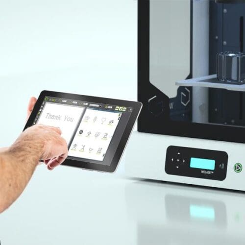 WELASE lahko kontroliramo s tablico na dotik