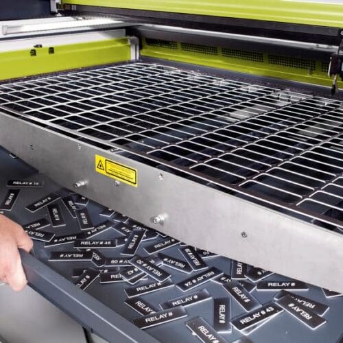 Zbirni pladenj gravirnega stroja LS1000XP